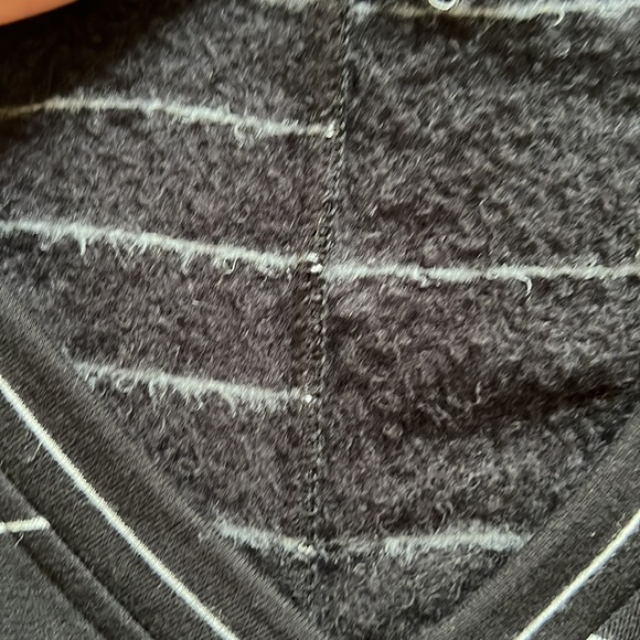 Loft V Neck Lounge Top - Picture 3 of 4